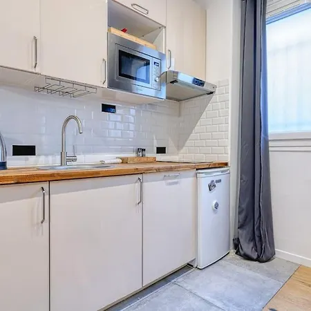 Apartment Proche Rue De Charonne Paris
